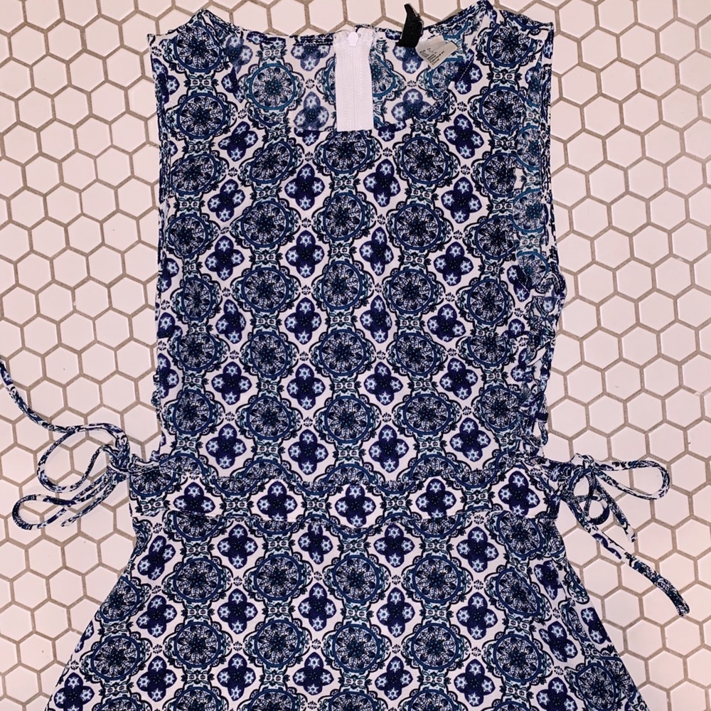 Floral blue dress!